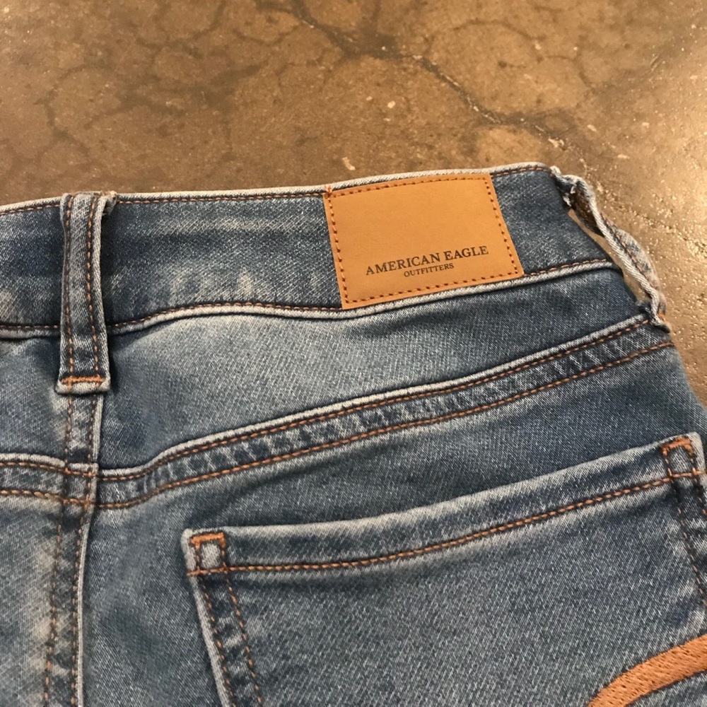 NEVER WORN American Eagle jeans